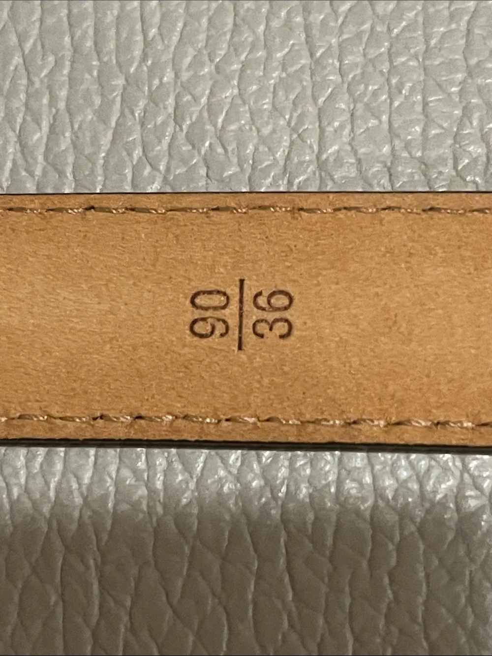 Louis Vuitton Monogram Leather Skinny Belt GoldTone Hardware LB 0093 90|36 Spain